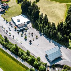 Flea market in Scheffau (parking lot Brandstadlbahn)
