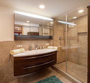 Appartement_Mayr_Auwald_38_Ellmau_BAdezimmer
