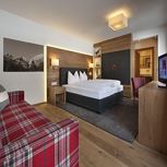 Junior Suite, Toilette und Bad/Dusche getrennt, Balkon