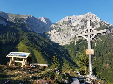 Rehbach gorge and Seilabodenkreuz